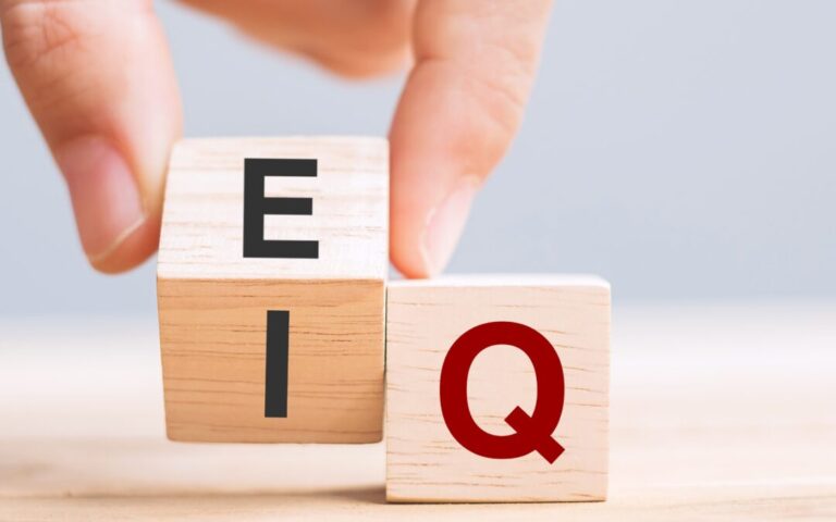 هوش هیجانی چیست و چرا اهمیت دارد؟