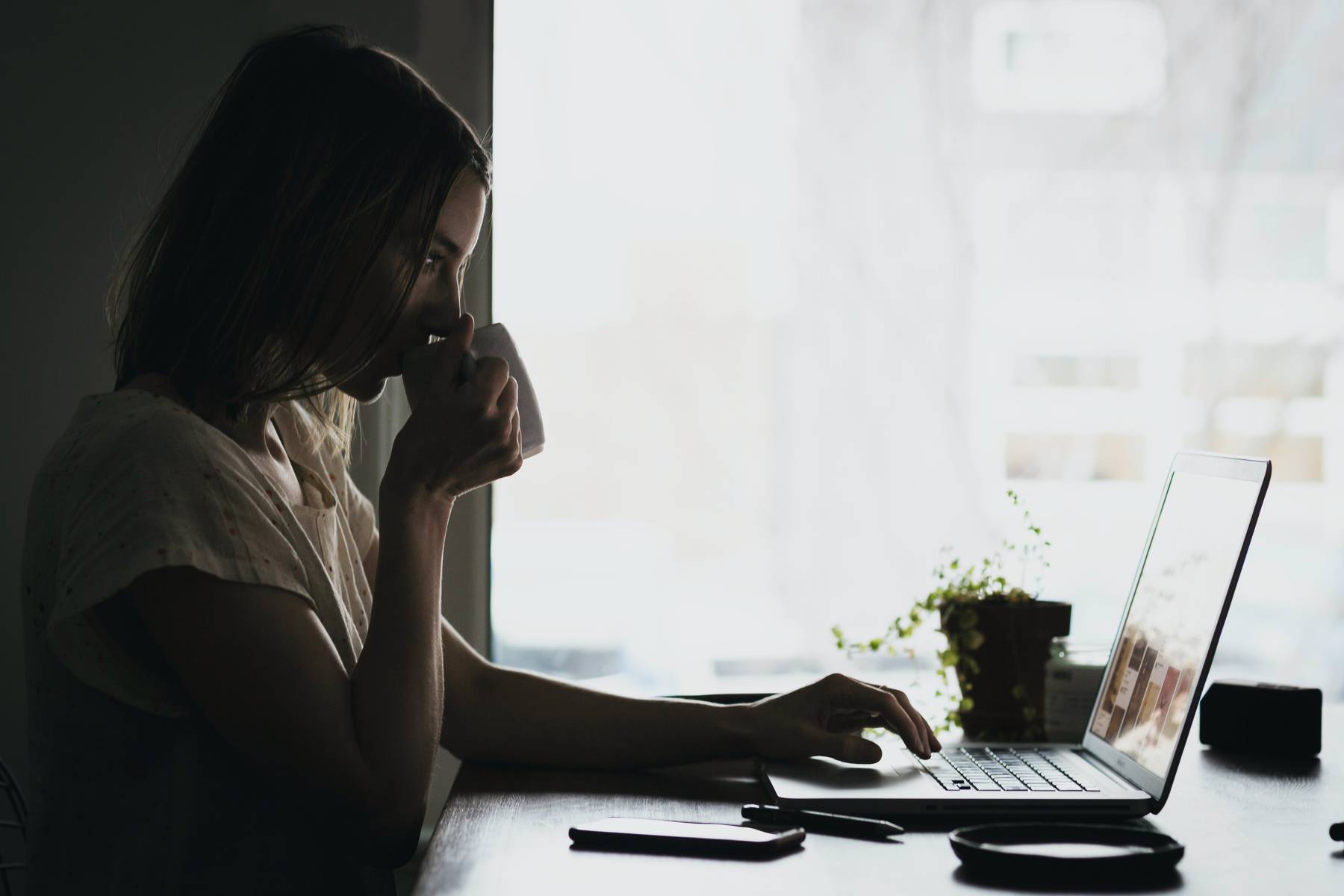 دلایل خروج کارآفرینان موفق  چرا کارآفرینان موفق ممکن است به دنبال تغییر مسیر باشند؟