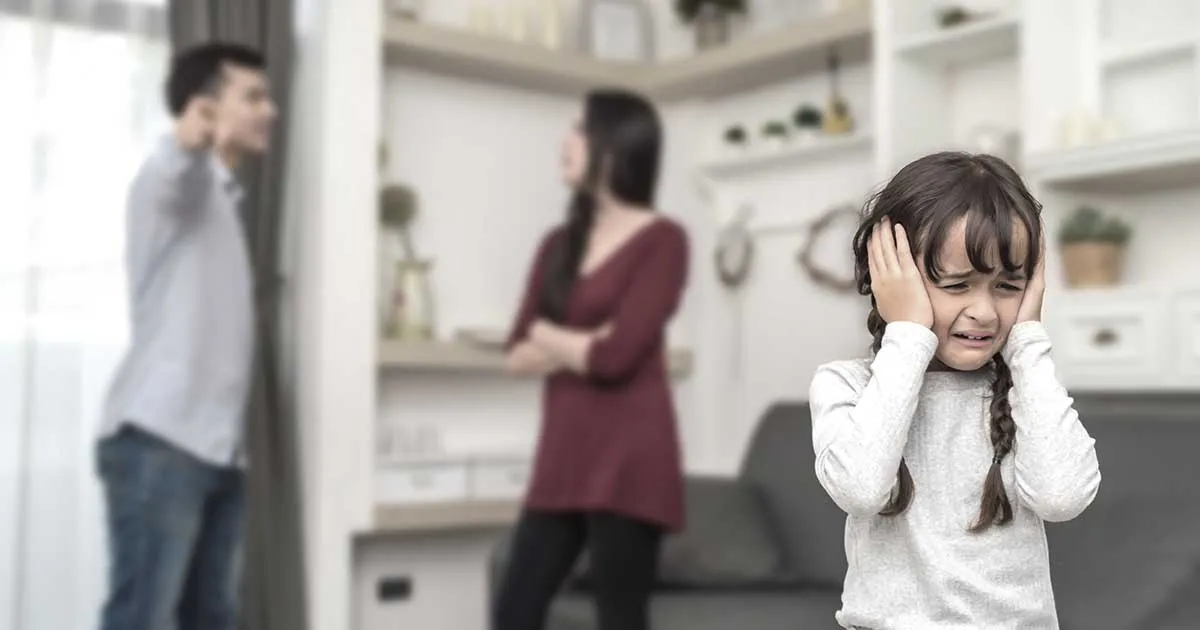 نقش خودکارآمدی تنظیم هیجانی در کاهش تأثیرات منفی