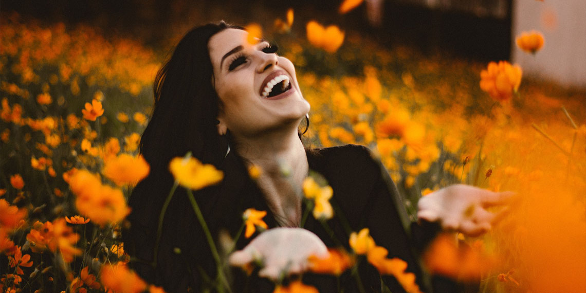 ترکیب ویژگی‌های جمعیتی و تأثیر آن بر رضایت از زندگی