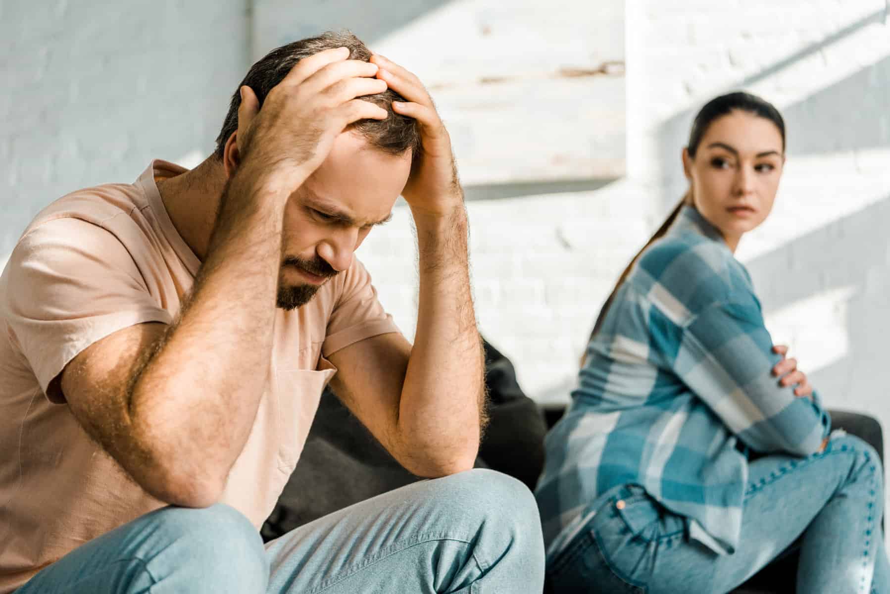 چگونه اعتماد به نفس بر کیفیت ارتباط تاثیر می‌گذارد؟