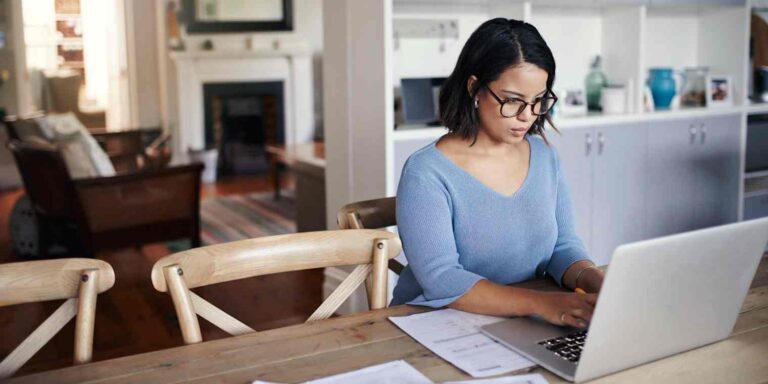 چالش‌های هنر درمانی در محیط‌های محدود شده